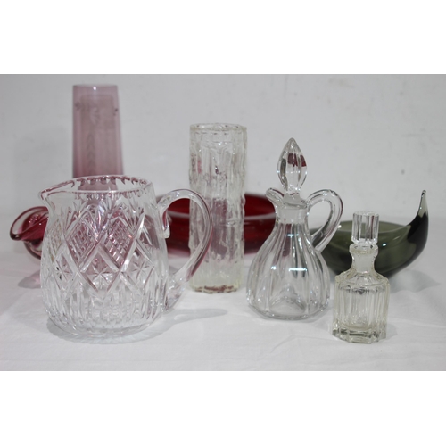 239 - QUANTITY OF GLASSWARE 
20CM