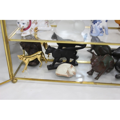 282 - SMALL DISPLAY CABINET WITH CONTENTS 
35CM