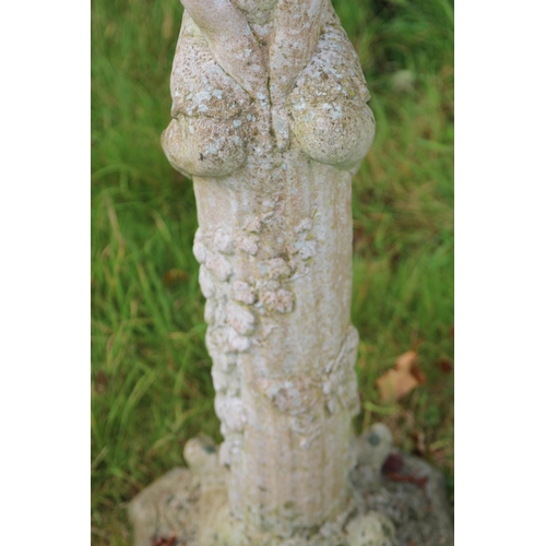 96 - GARDEN STATUE
81CM