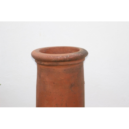 97 - 3 X GARDEN CHIMNEYS
90 X 31CM