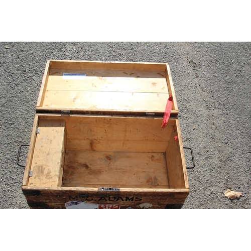 13 - QUANTITY OF VINTAGE TRUNKS  x3
73 X 45 X 50CM