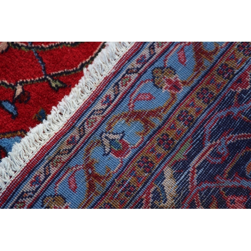 221 - LARGE IRANIAN SARUQ WOOL RUG 
406 X 297CM