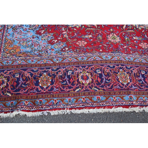 221 - LARGE IRANIAN SARUQ WOOL RUG 
406 X 297CM