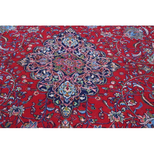 221 - LARGE IRANIAN SARUQ WOOL RUG 
406 X 297CM