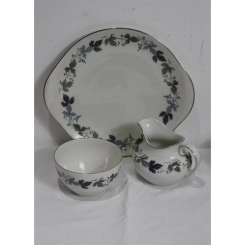 284 - ROYAL DOULTON BURGUNDY DINNER SERVICE