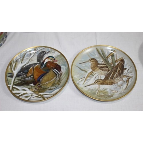 252 - LARGE QUANTITY OF VINTAGE FRANKLIN PORCELAIN BIRD PICTURE PLATES