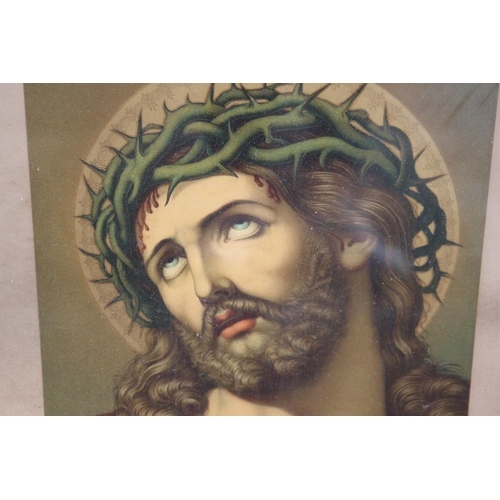 173 - PAIR OF VINTAGE RELIGIOUS PICTURES