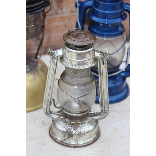 207 - 3 X HURRICANE LAMPS