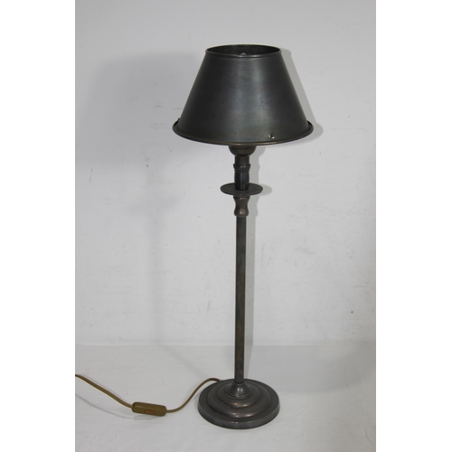 208 - CONTEMPORARY GUNMETAL GREY METAL TABLE LAMP
60CM