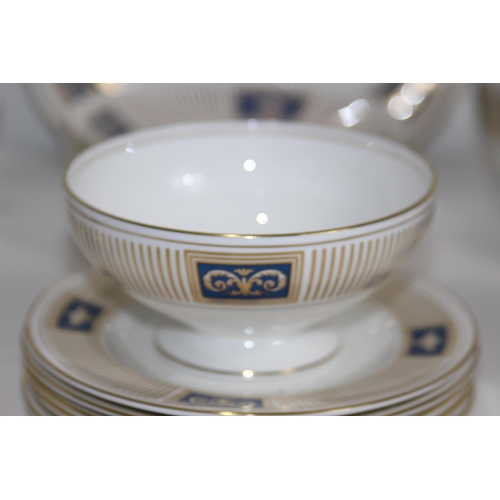 318 - COALPORT PALLADIAN GOLD BLUE CLASSIC ELEGANT TEASET CUPS, SAUCERS, PLATES, JUG AND BOWL