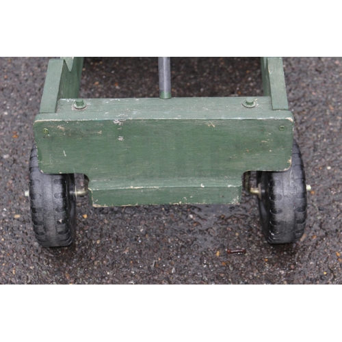 585 - VINTAGE GREEN PAINTED WOODEN JEEP BUDDYL WHEELS SIT IN TOY CAR