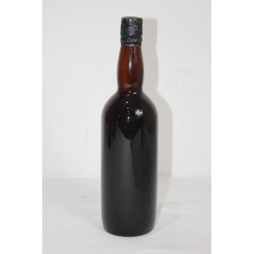 615 - BOTTLE OF HOOPERS HUNTING PORT