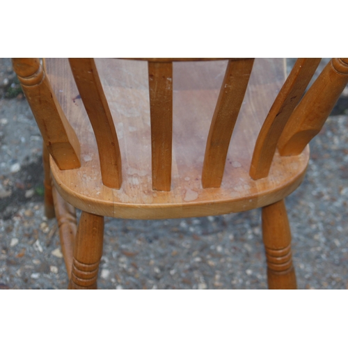 51 - 6 X PINE FARMHOUSE CHAIRS INCLUDING 2 CARVERS
57 X 47 X 91CM