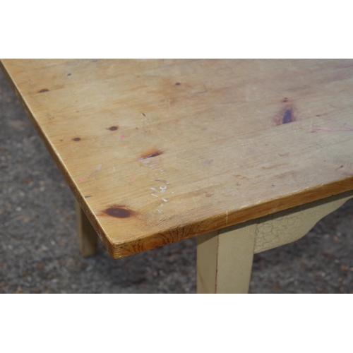 58 - PINE FARMHOUSE DINING TABLE
152 X 92 X 78CM