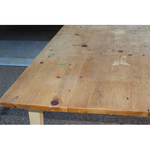 58 - PINE FARMHOUSE DINING TABLE
152 X 92 X 78CM