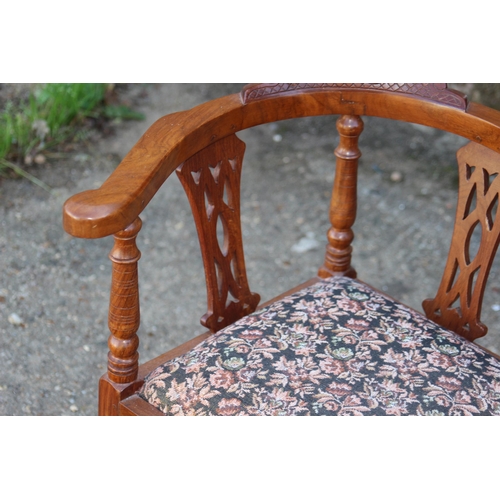 81 - ANTIQUE CORNER CHAIR AND TWO FOOTSTOOLS 
64 X 66 X 75