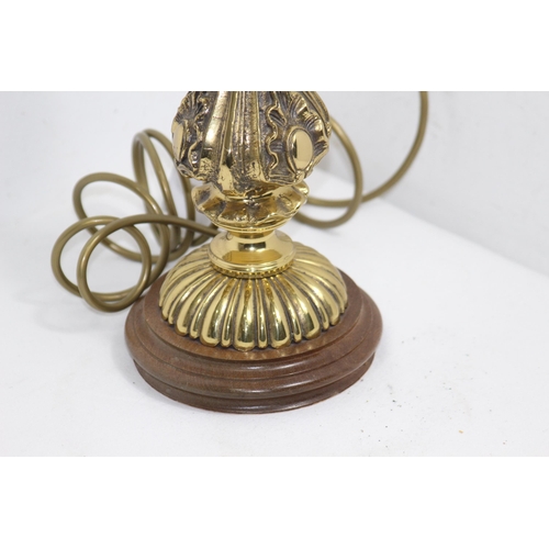 195 - BRASS COLUMN LAMP
40CM