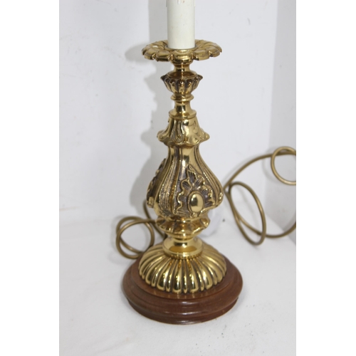 195 - BRASS COLUMN LAMP
40CM