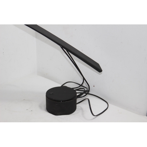 198 - MODERN READING LAMP 
120CM