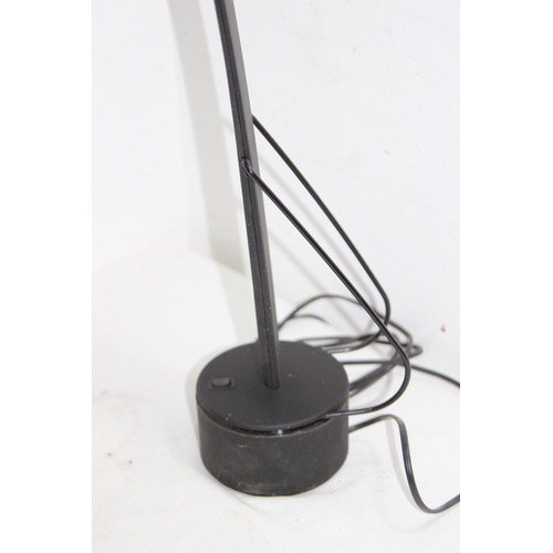 198 - MODERN READING LAMP 
120CM