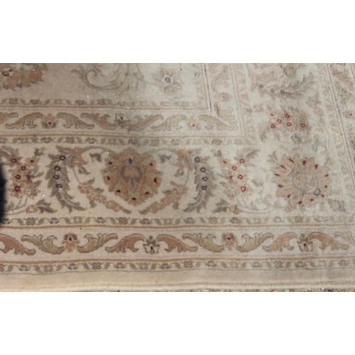 225 - LARGE WOOL RUG
239 X 330CM