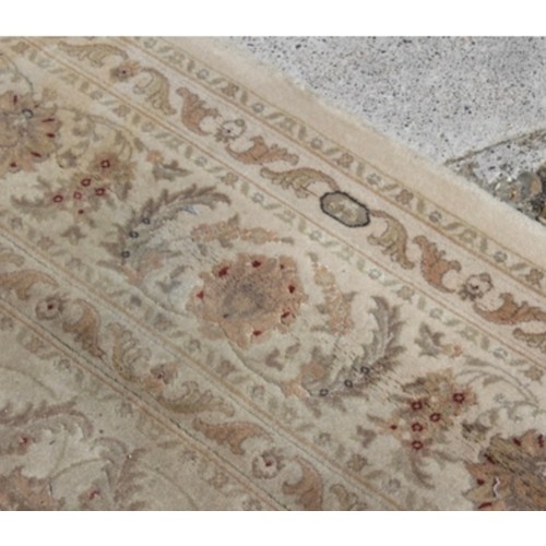 225 - LARGE WOOL RUG
239 X 330CM