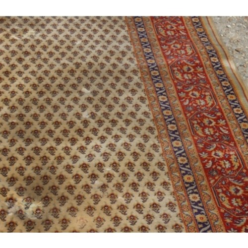 227 - PRIME EASTERN EMIR RUG
350 X 250CM