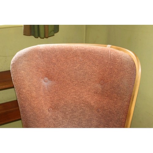 75 - RETRO ERCOL WINDSOR ARMCHAIR - REPAIR TO ARM
72 X 66 X 102CM