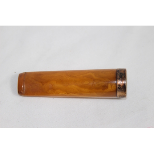 1144 - GEORGE V 9CT GOLD MOUNTED AMBER LARGE CHEROOT OR CIGAR HOLDER