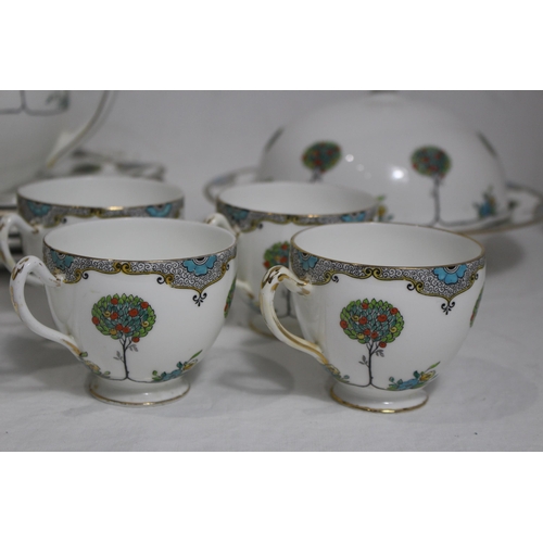 228 - LARGE QUANTITY OF GRAFTON CHINA