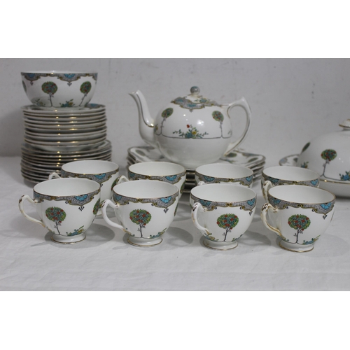 228 - LARGE QUANTITY OF GRAFTON CHINA