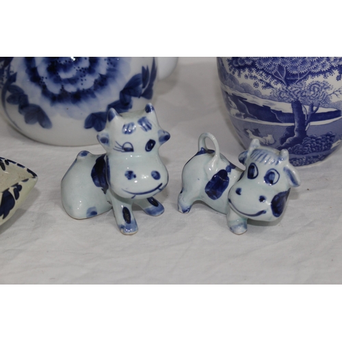 233 - QUANTITY OF BLUE AND WHITE CHINA