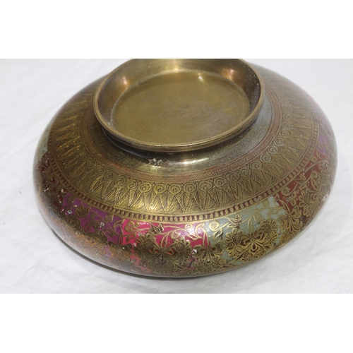 296 - INDIAN SENSOR BOWL
20 x 8cm