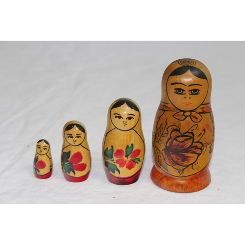 300 - QUANTITY OF VINTAGE RUSSIAN DOLLS
33.5CM