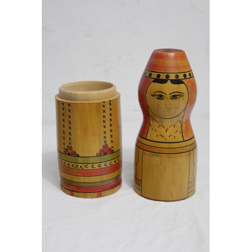 300 - QUANTITY OF VINTAGE RUSSIAN DOLLS
33.5CM