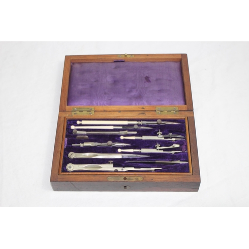 301 - ANTIQUE BOXED DRAWING SET