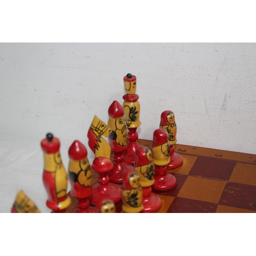 304 - VINTAGE RUSSIAN CHESS SET