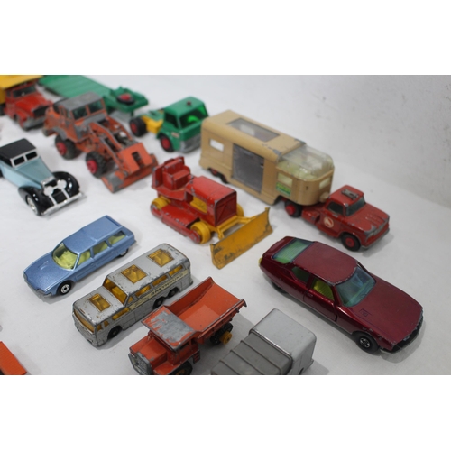 555 - QUANTITY OF MATCHBOX CAR ETC