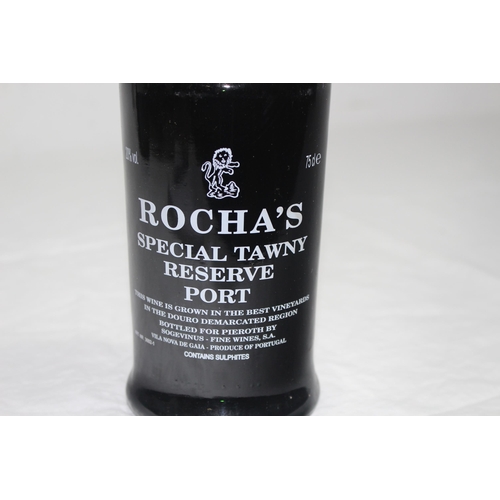 667 - BOTTLE OF ROCHA'S SPECIAL TAWNY RESERVE PORT