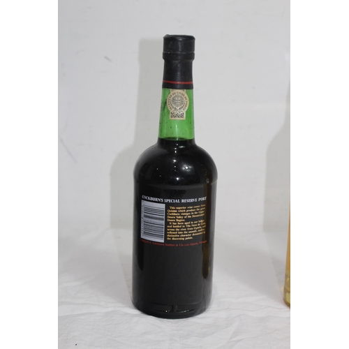 674 - BOTTLE OF COCKBURN'S SPECIAL RESERVE PORT