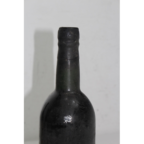 676 - BOTTLE OF VINTAGE WARRE'S 1966 PORT