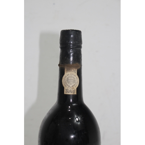 685 - BOTTLE OF VINTAGE 1977 QUARLES HARRIS PORT