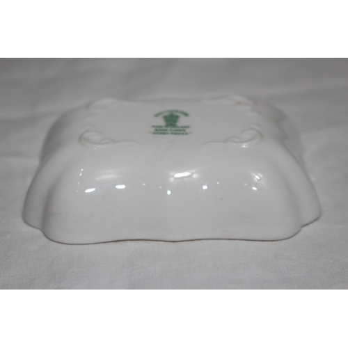 783 - ROYAL CROWN DERBY PIN DISH
10 X 7.5CM