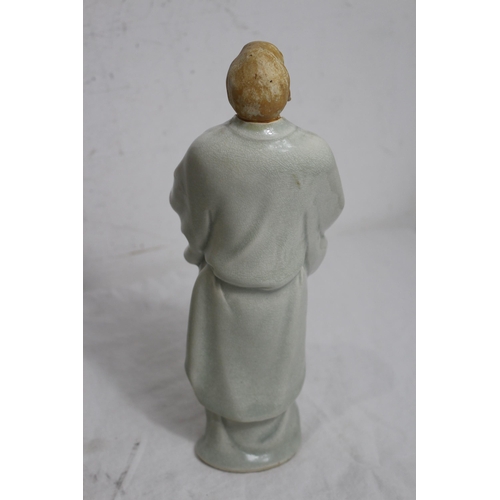 244 - VINTAGE CHINESE FIGURE
31CM