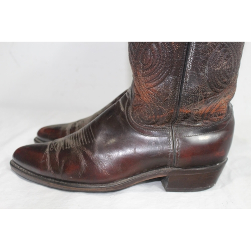 327 - LAREDO COWBOY BOOTS SIZE 9