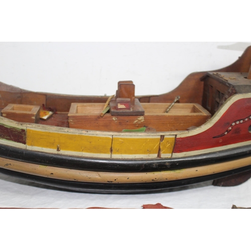 340 - VINTAGE CHINESE JUNK MODEL
74 x 31cm