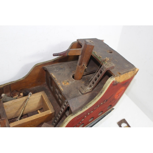 340 - VINTAGE CHINESE JUNK MODEL
74 x 31cm