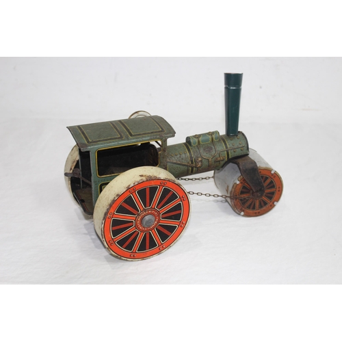 561 - VINTAGE TIN PLATE STEAM ENGINE