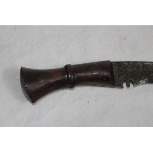 722 - VINTAGE KUKRI