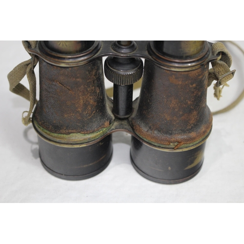 731 - WWI BINOCULARS